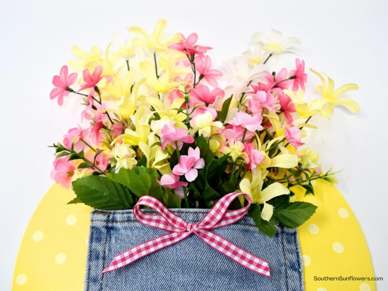 Spring Door Hanger Dollar Tree DIY Idea