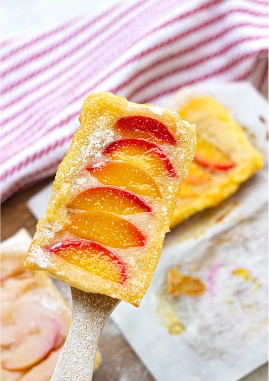 peach upside down puff pastry that was featured at the home matters link party #431